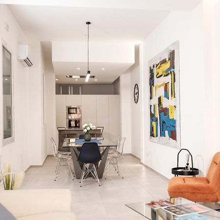 Pepoli Deluxe - Exclusive Apartment - Free Parking Trapani Extérieur photo