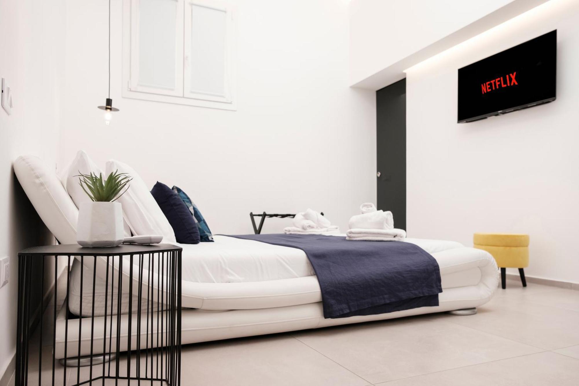 Pepoli Deluxe - Exclusive Apartment - Free Parking Trapani Extérieur photo