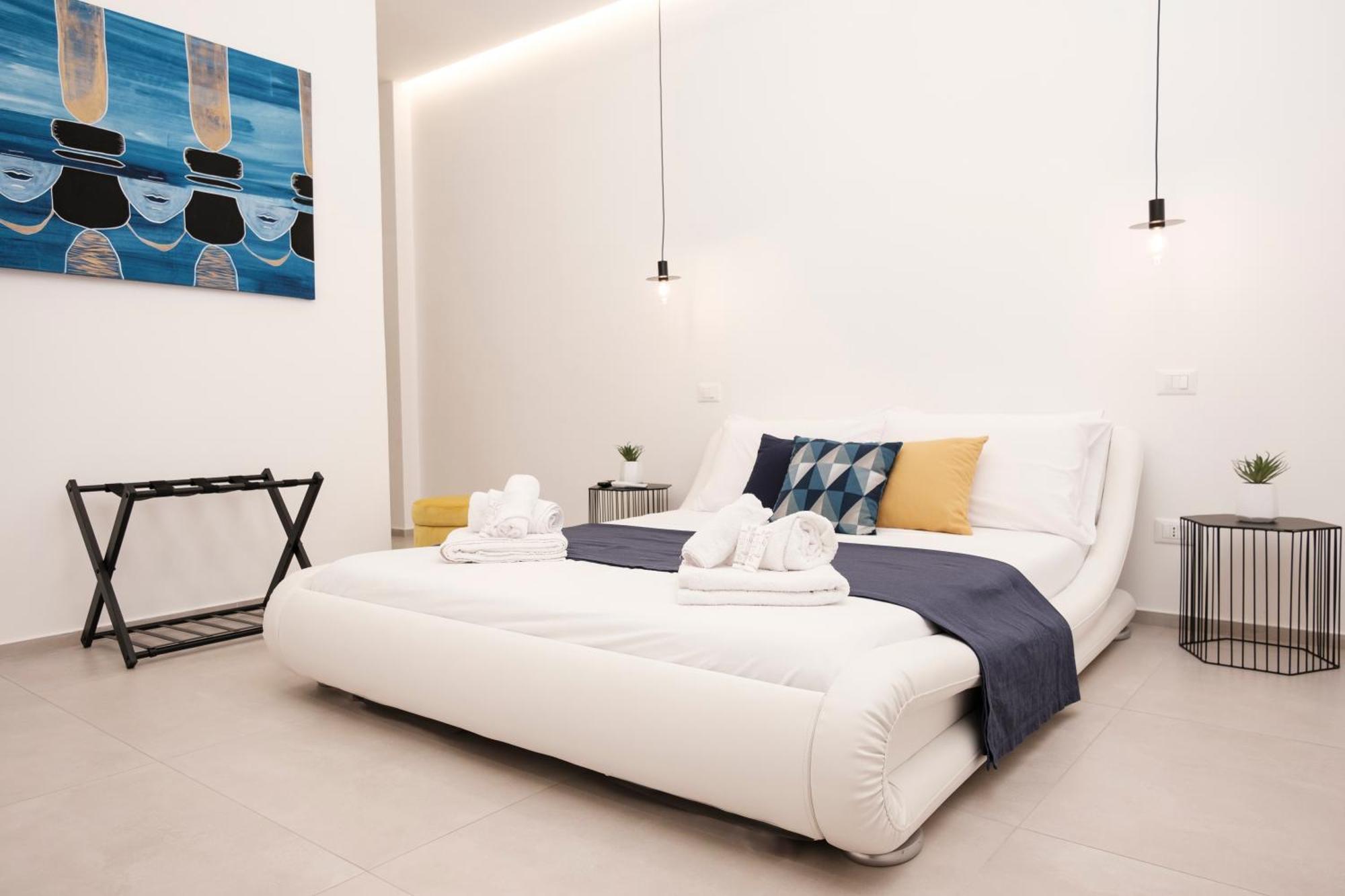 Pepoli Deluxe - Exclusive Apartment - Free Parking Trapani Extérieur photo